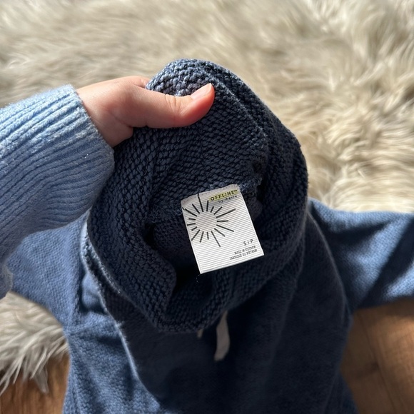 AERIE Snowday Mock Neck Sweatshirt - Picture 6 of 6